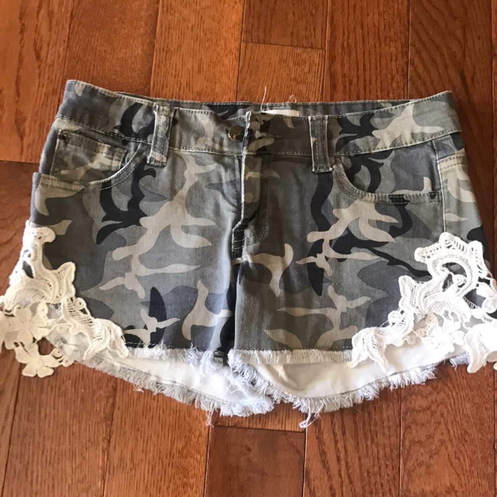 Camo jean shorts